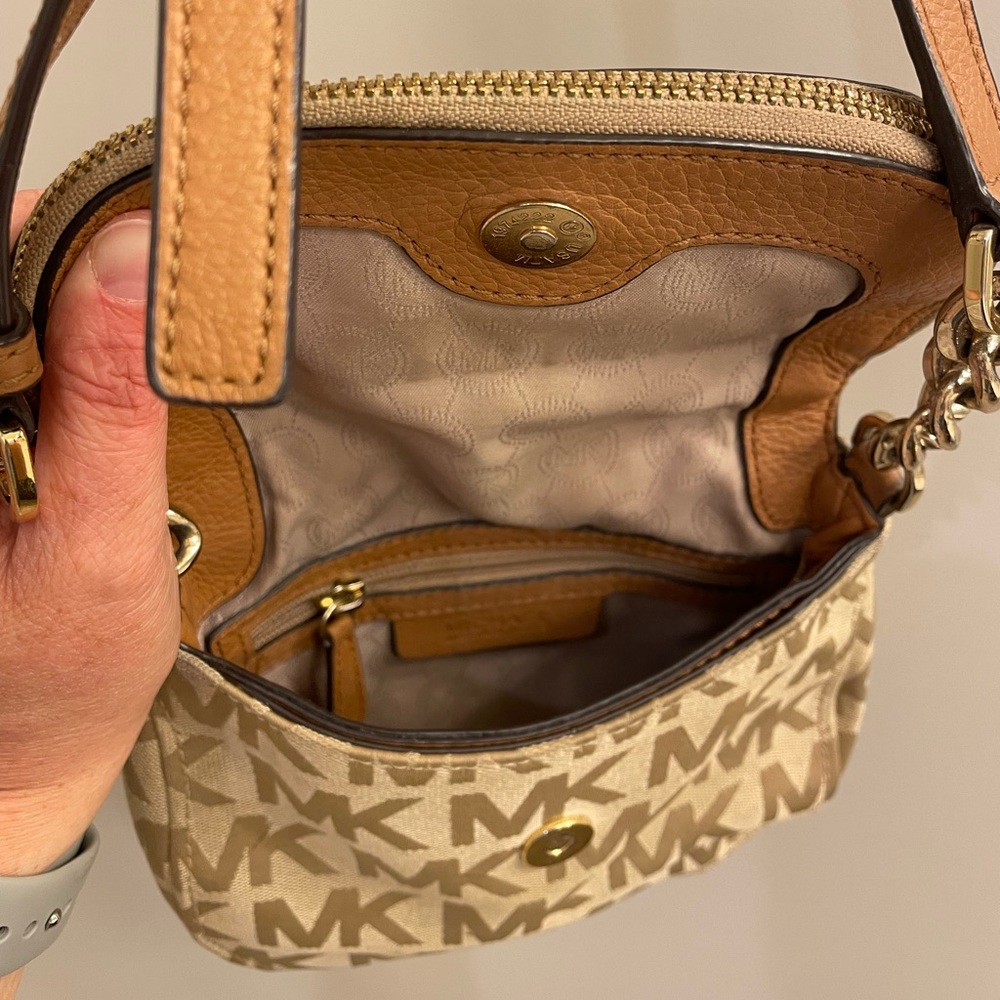 Michael Kors Small Cross Body Logo Purse